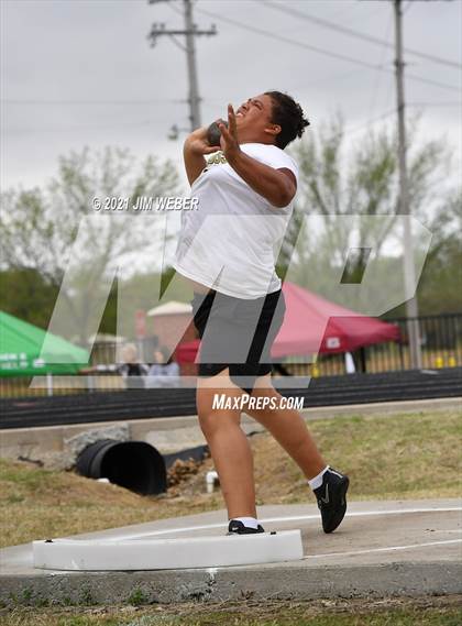 Thumbnail 2 in Warner Invitational photogallery.