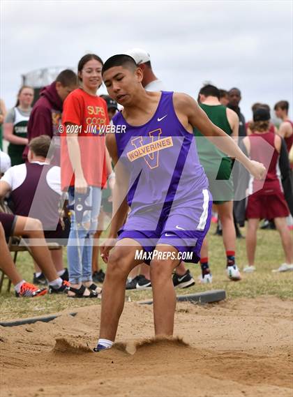 Thumbnail 2 in Warner Invitational photogallery.
