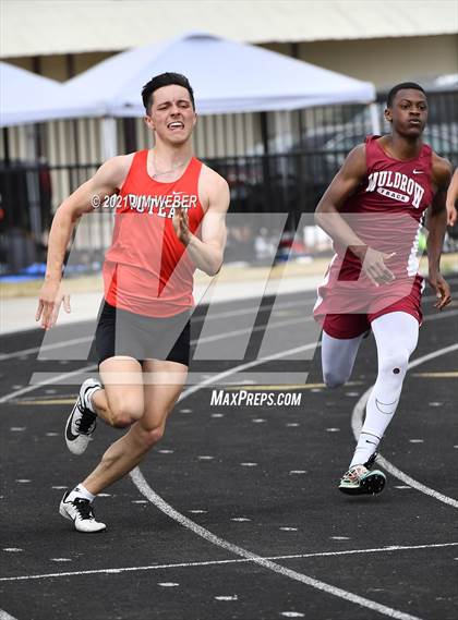 Thumbnail 1 in Warner Invitational photogallery.