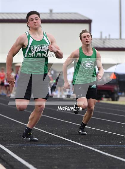 Thumbnail 3 in Warner Invitational photogallery.