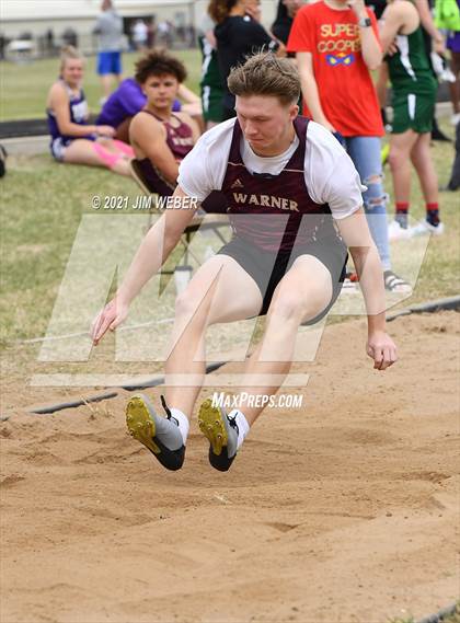 Thumbnail 2 in Warner Invitational photogallery.