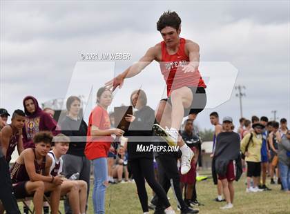 Thumbnail 3 in Warner Invitational photogallery.