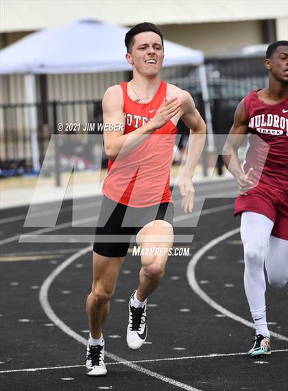Thumbnail 2 in Warner Invitational photogallery.