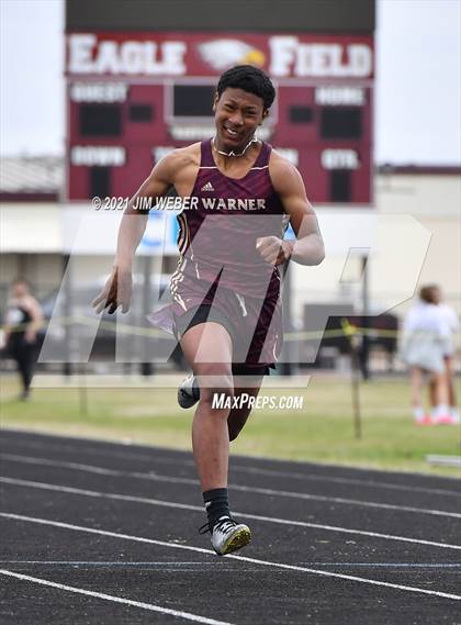 Thumbnail 2 in Warner Invitational photogallery.