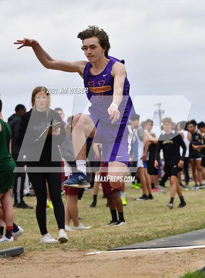 Thumbnail 1 in Warner Invitational photogallery.