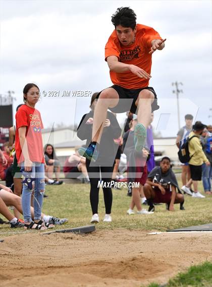Thumbnail 1 in Warner Invitational photogallery.
