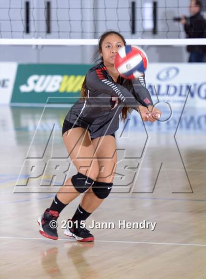 Thumbnail 3 in Menlo-Atherton vs. Redondo Union (CIF State D1 Final) photogallery.