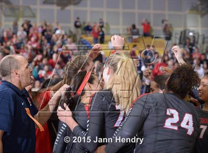 Thumbnail 2 in Menlo-Atherton vs. Redondo Union (CIF State D1 Final) photogallery.