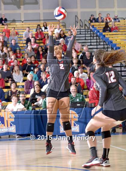 Thumbnail 1 in Menlo-Atherton vs. Redondo Union (CIF State D1 Final) photogallery.