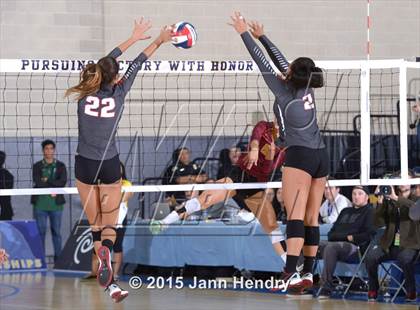 Thumbnail 3 in Menlo-Atherton vs. Redondo Union (CIF State D1 Final) photogallery.