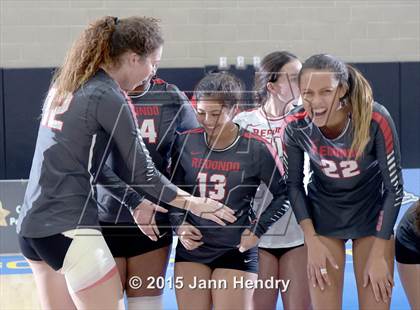Thumbnail 2 in Menlo-Atherton vs. Redondo Union (CIF State D1 Final) photogallery.