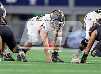 Thumbnail 2 in Post vs. Refugio (UIL 2A Division 1 Final) photogallery.