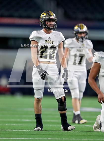 Thumbnail 1 in Post vs. Refugio (UIL 2A Division 1 Final) photogallery.