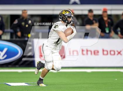 Thumbnail 3 in Post vs. Refugio (UIL 2A Division 1 Final) photogallery.