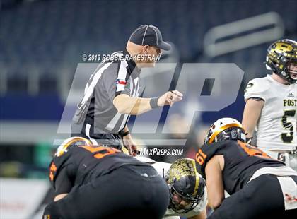 Thumbnail 1 in Post vs. Refugio (UIL 2A Division 1 Final) photogallery.