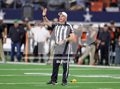 Thumbnail 3 in Post vs. Refugio (UIL 2A Division 1 Final) photogallery.