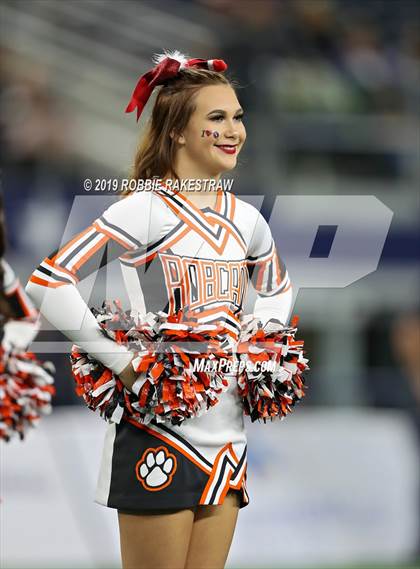 Thumbnail 2 in Post vs. Refugio (UIL 2A Division 1 Final) photogallery.