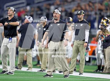 Thumbnail 1 in Post vs. Refugio (UIL 2A Division 1 Final) photogallery.