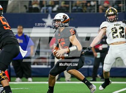 Thumbnail 3 in Post vs. Refugio (UIL 2A Division 1 Final) photogallery.