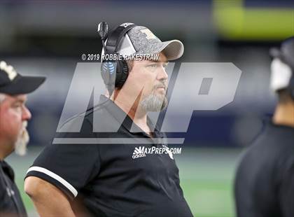 Thumbnail 2 in Post vs. Refugio (UIL 2A Division 1 Final) photogallery.
