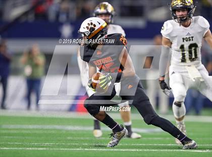 Thumbnail 2 in Post vs. Refugio (UIL 2A Division 1 Final) photogallery.