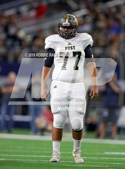 Thumbnail 1 in Post vs. Refugio (UIL 2A Division 1 Final) photogallery.