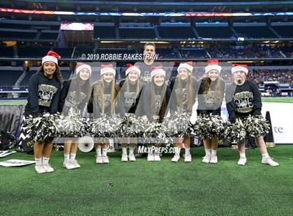 Thumbnail 2 in Post vs. Refugio (UIL 2A Division 1 Final) photogallery.