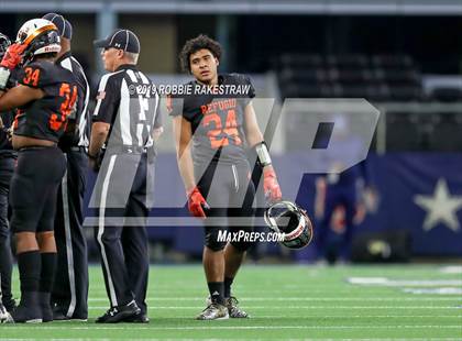 Thumbnail 3 in Post vs. Refugio (UIL 2A Division 1 Final) photogallery.