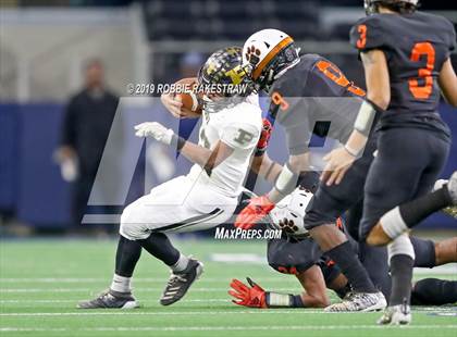 Thumbnail 3 in Post vs. Refugio (UIL 2A Division 1 Final) photogallery.