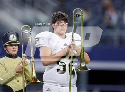 Thumbnail 3 in Post vs. Refugio (UIL 2A Division 1 Final) photogallery.