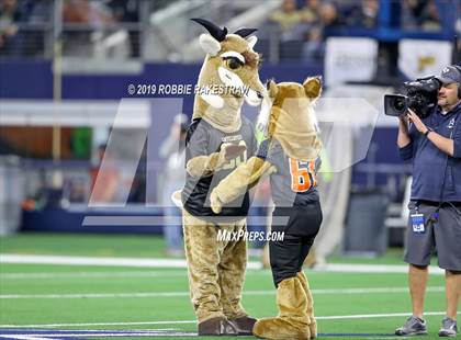 Thumbnail 2 in Post vs. Refugio (UIL 2A Division 1 Final) photogallery.