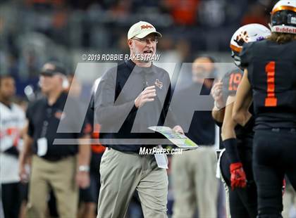 Thumbnail 3 in Post vs. Refugio (UIL 2A Division 1 Final) photogallery.
