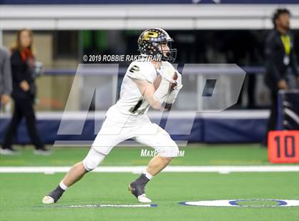 Thumbnail 2 in Post vs. Refugio (UIL 2A Division 1 Final) photogallery.