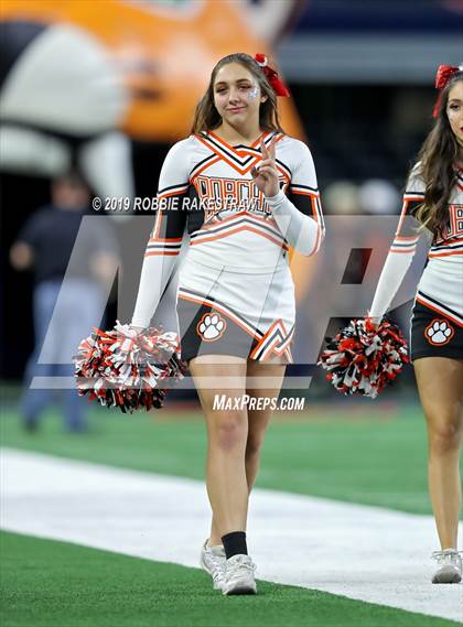 Thumbnail 2 in Post vs. Refugio (UIL 2A Division 1 Final) photogallery.