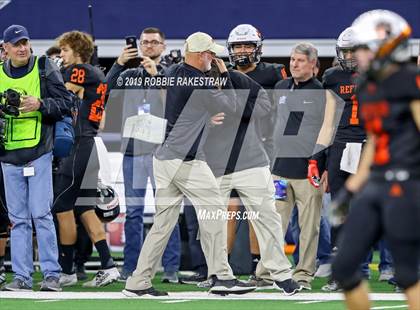 Thumbnail 2 in Post vs. Refugio (UIL 2A Division 1 Final) photogallery.