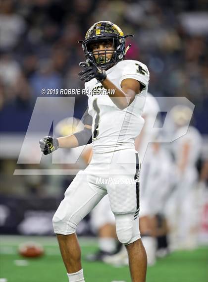 Thumbnail 3 in Post vs. Refugio (UIL 2A Division 1 Final) photogallery.