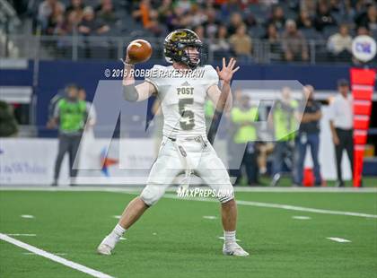 Thumbnail 1 in Post vs. Refugio (UIL 2A Division 1 Final) photogallery.