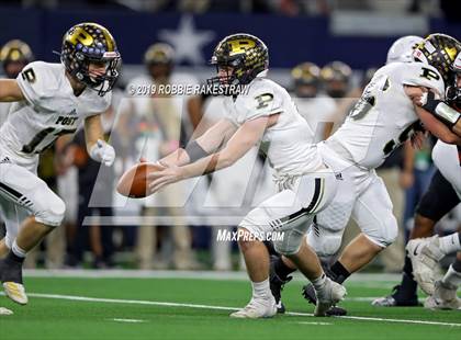 Thumbnail 3 in Post vs. Refugio (UIL 2A Division 1 Final) photogallery.