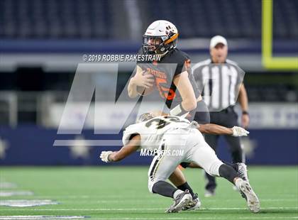 Thumbnail 3 in Post vs. Refugio (UIL 2A Division 1 Final) photogallery.