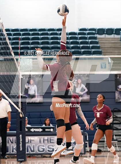 Thumbnail 2 in Fort Bend Kempner vs. McMullen County (BCS Classic) photogallery.