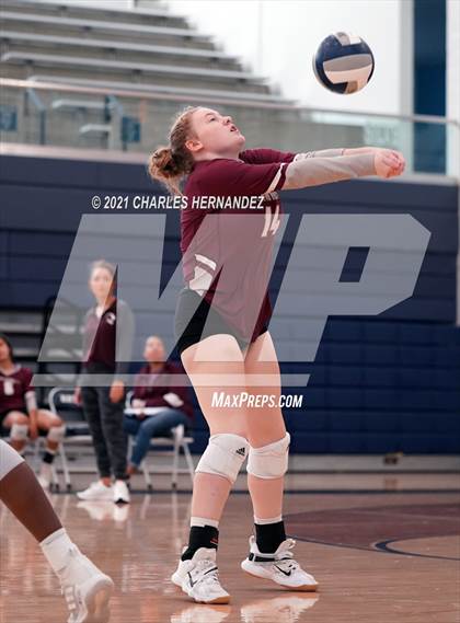 Thumbnail 2 in Fort Bend Kempner vs. McMullen County (BCS Classic) photogallery.