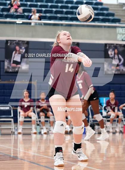 Thumbnail 3 in Fort Bend Kempner vs. McMullen County (BCS Classic) photogallery.