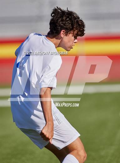null - Photo 01