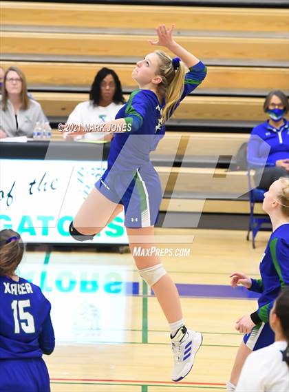 Thumbnail 2 in Queen Creek @ Xavier College Prep (AIA 6A Quarterfinal) photogallery.