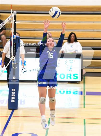 Thumbnail 2 in Queen Creek @ Xavier College Prep (AIA 6A Quarterfinal) photogallery.