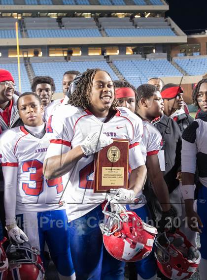 Thumbnail 3 in Monroe vs. T.W. Andrews (NCHSAA 2AA Final) photogallery.