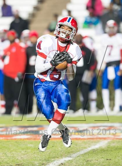 Thumbnail 1 in Monroe vs. T.W. Andrews (NCHSAA 2AA Final) photogallery.
