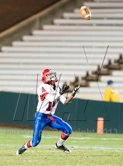 Thumbnail 3 in Monroe vs. T.W. Andrews (NCHSAA 2AA Final) photogallery.