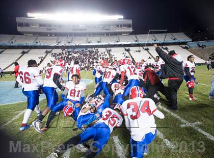 Thumbnail 3 in Monroe vs. T.W. Andrews (NCHSAA 2AA Final) photogallery.