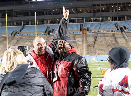 Thumbnail 2 in Monroe vs. T.W. Andrews (NCHSAA 2AA Final) photogallery.